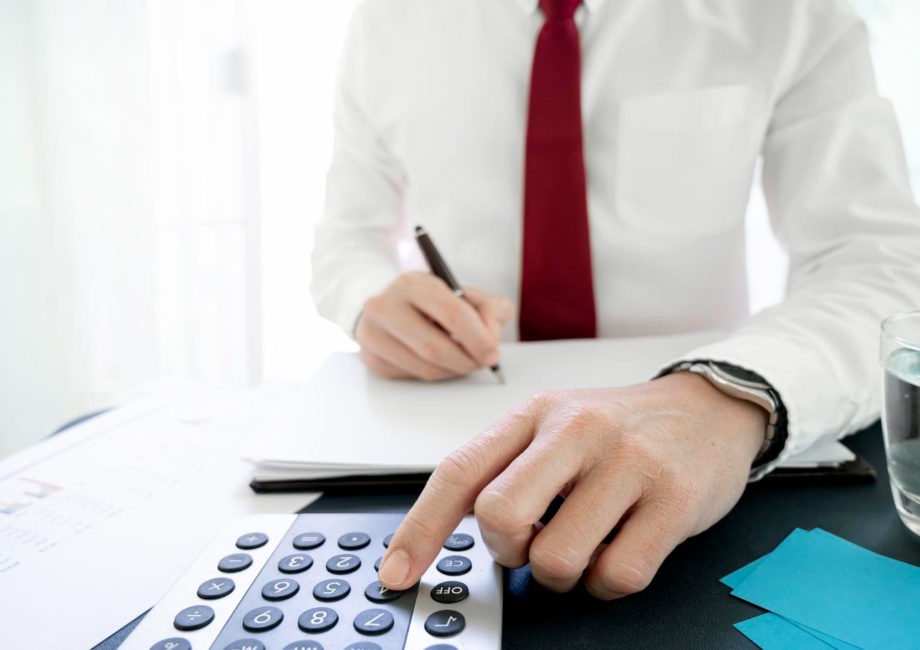 Bezpieczne rachunki: Ochrona OC dla biur księgowych