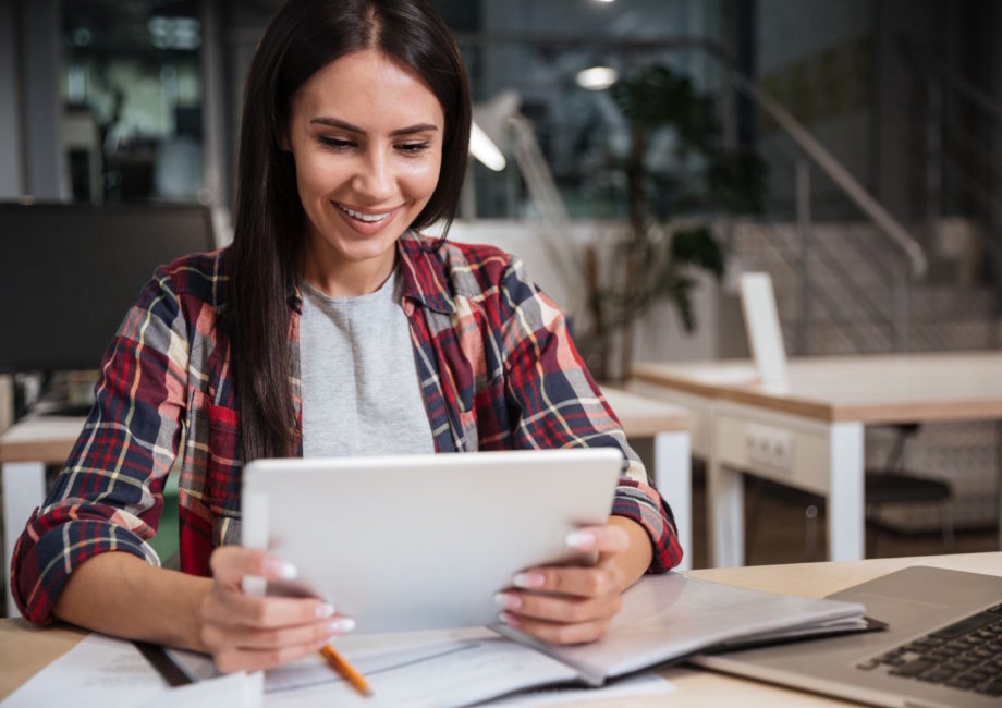 Narzędzie do tworzenia aplikacji bez konieczności programowania: recenzja platformy