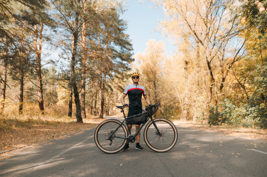 W ostatnich latach obserwujemy w Polsce znaczący wzrost popularności rowerów jako środka transportu oraz formy aktywności fizycznej