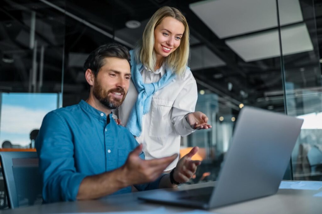 W dobie cyfryzacji i dynamicznego rozwoju technologii, sprzęt komputerowy staje się nieodłącznym elementem pracy oraz codziennego życia